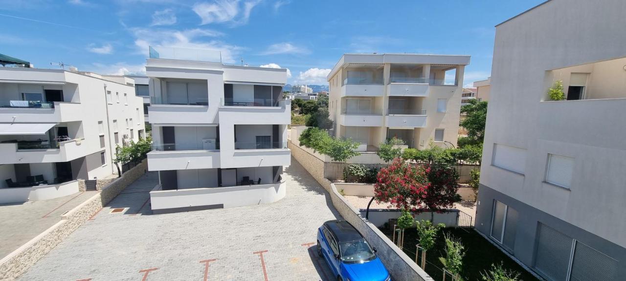 Nova Excellence Apartment Novalja Exterior photo